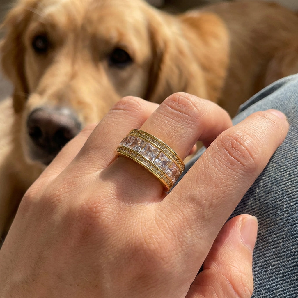 ring hand dog